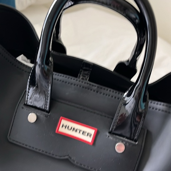 Hunter Rubber Handle Bag - Picture 2 of 9